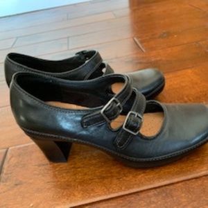 Clarks - Dress Shoes with Heels